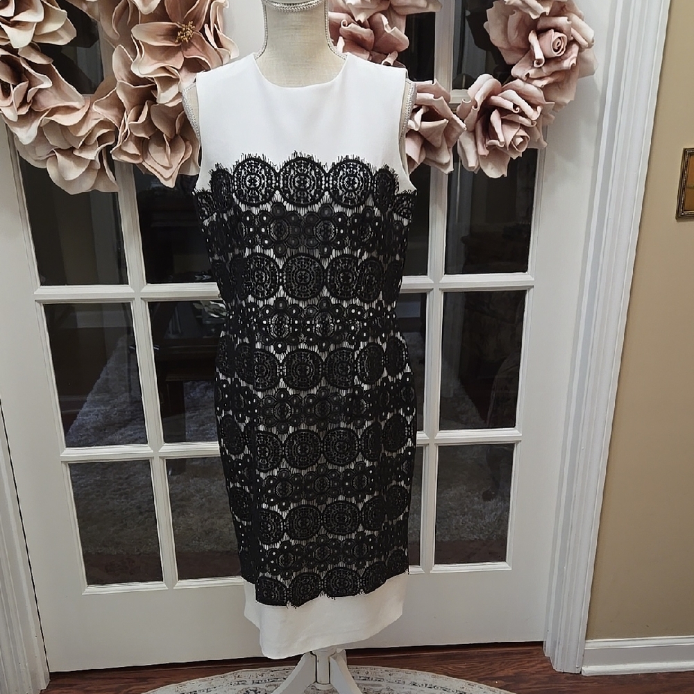 Anne Klein Elegant Off White Black Lace Dress Sleeveless Fully Lined Size 10 EUC